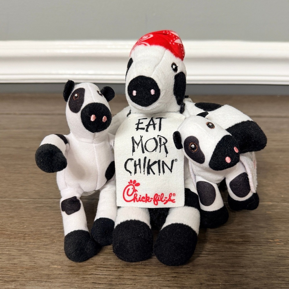Chick-fil-A Eat Mor Chikin Plush Cow Set of 3 Red Bandana Advertising Toy